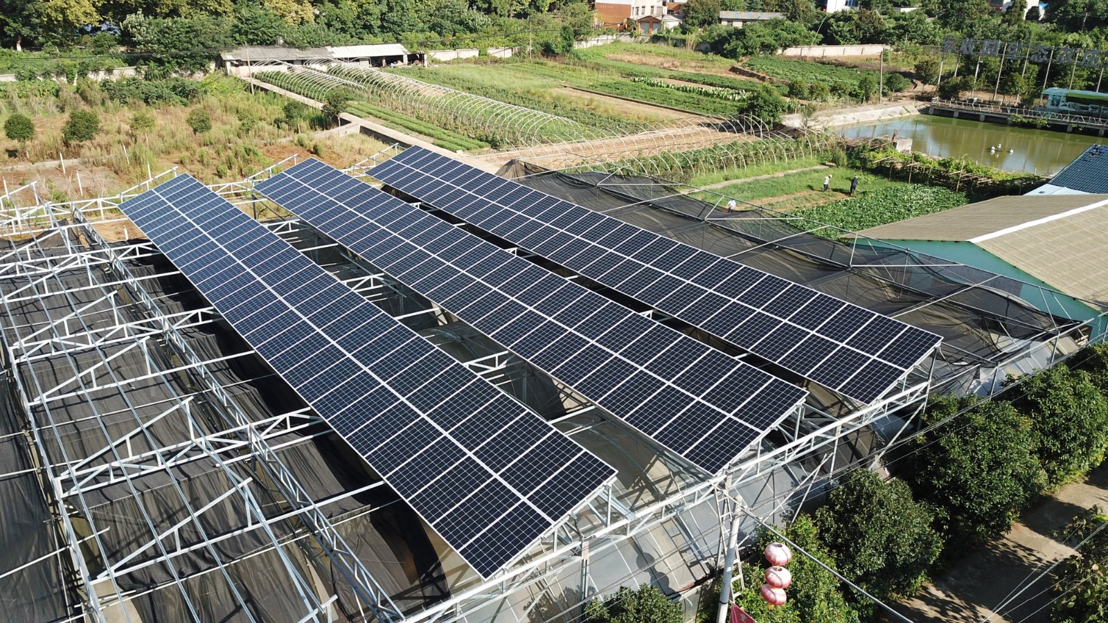 太阳能光伏发电，绿色环保，让你的生涯充满阳光