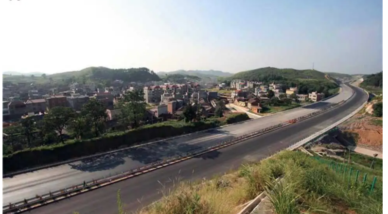 湖北威廉希尔williamhill绿色能源有限公司