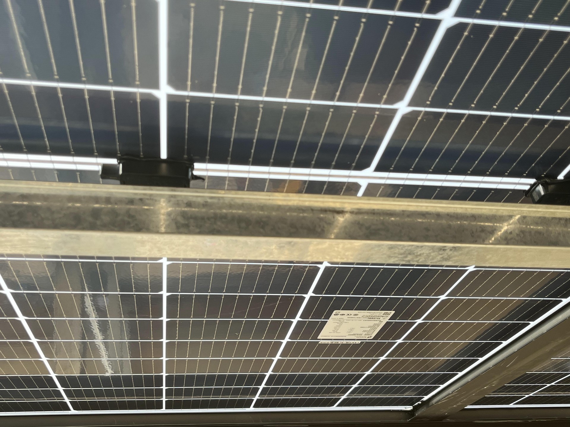 教育部：有条件地区开展学校修建屋顶光伏行动